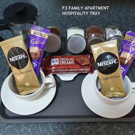 F3 2 Bedroomed Town House - Free Parking - Super 150 Mbps Wifi Near Gavin N Stacey Film House - 1 Free Dog Allowed บาร์รี ภายนอก รูปภาพ