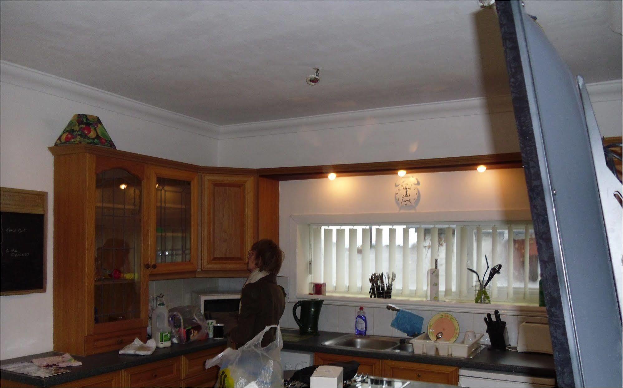 F3 2 Bedroomed Town House - Free Parking - Super 150 Mbps Wifi Near Gavin N Stacey Film House - 1 Free Dog Allowed บาร์รี ภายนอก รูปภาพ